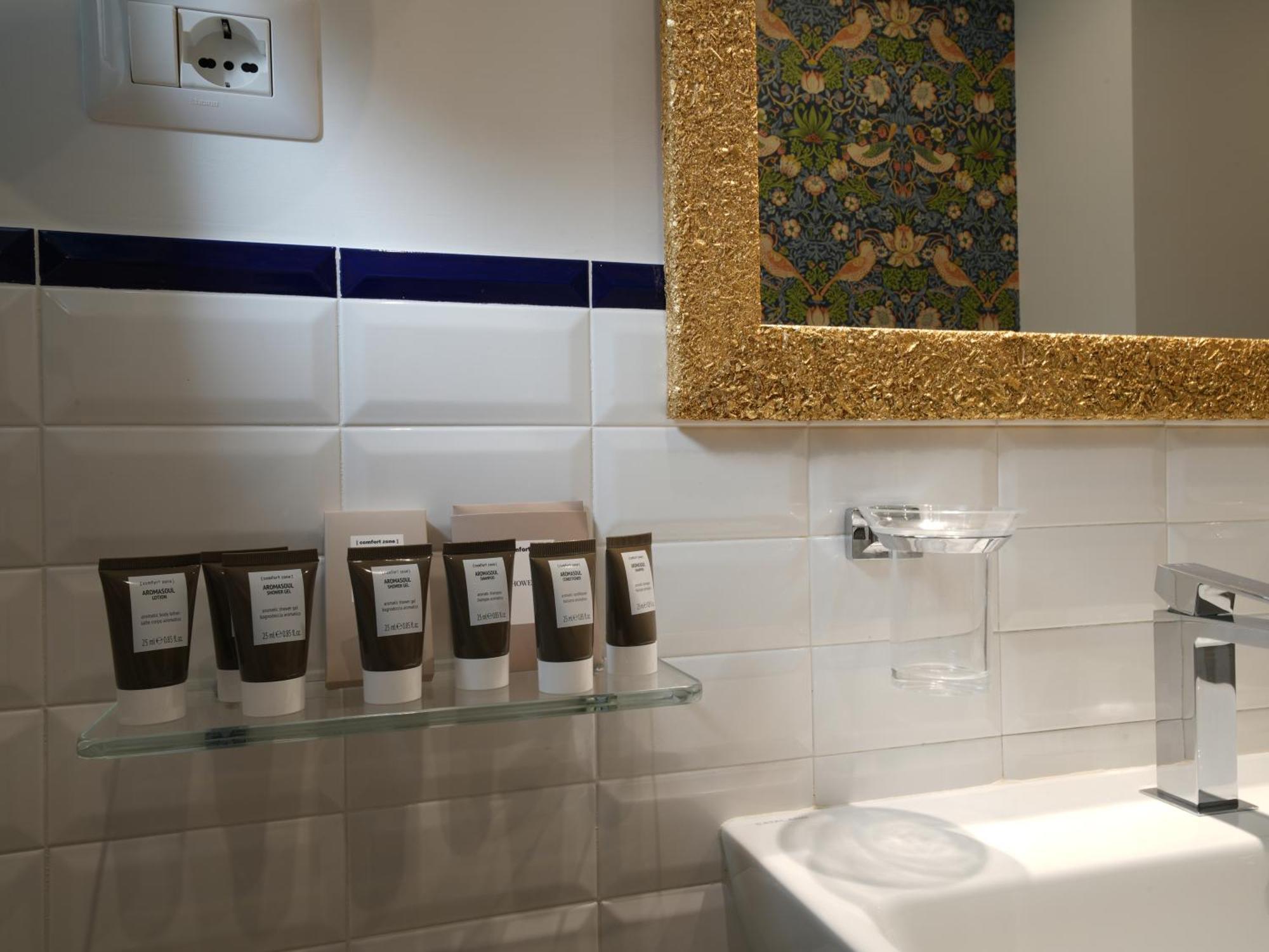 Sui Generis Tropea Luxury Rooms Exterior foto