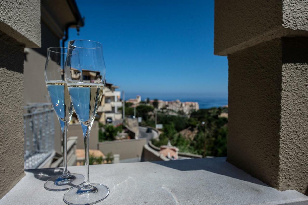 Sui Generis Tropea Luxury Rooms Exterior foto