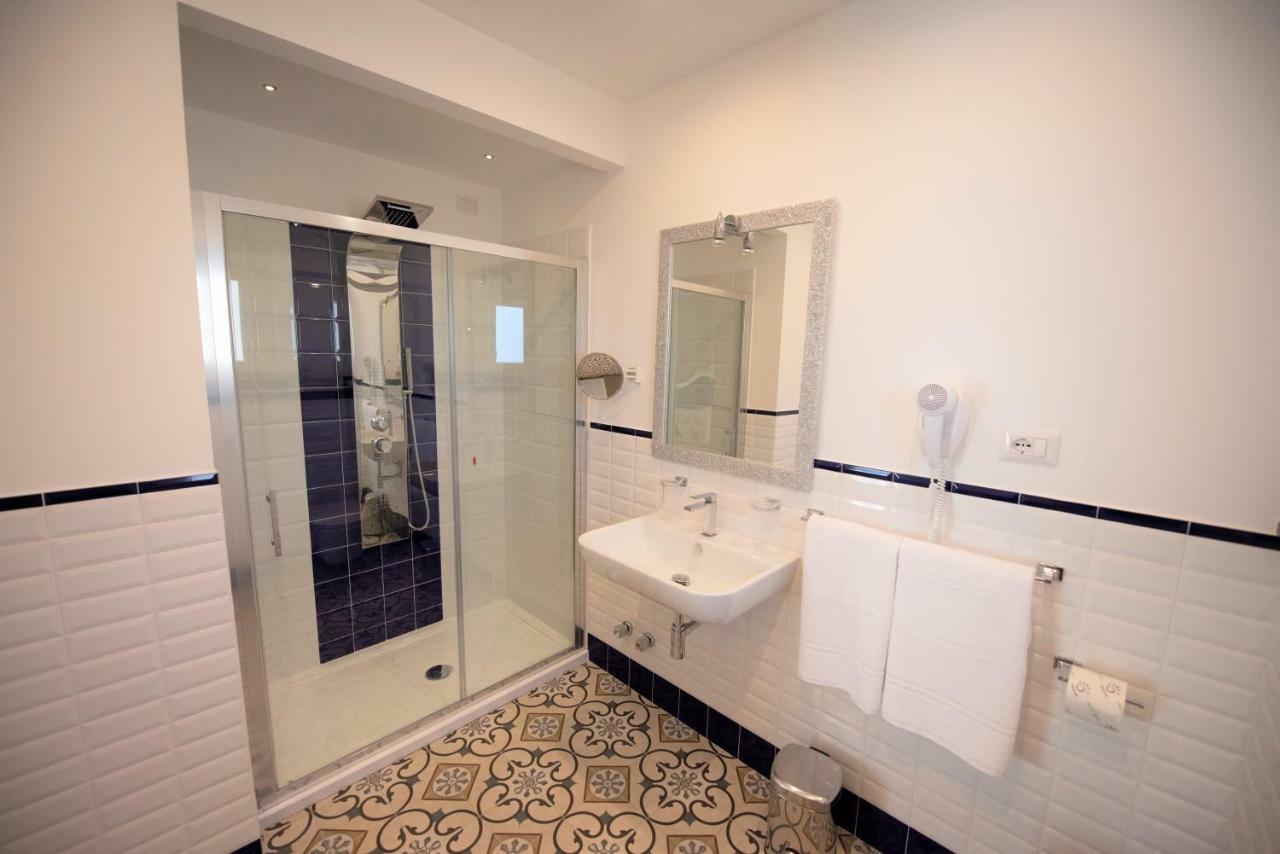 Sui Generis Tropea Luxury Rooms Exterior foto